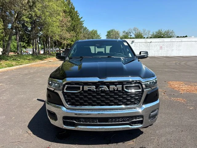 New 2026 Diamond Black Crystal Pearl-Coat Exterior Paint RAM Big Horn/Lone Star image 5
