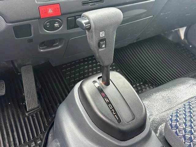 2023 Chevrolet Silverado 5500XD - Photo 17
