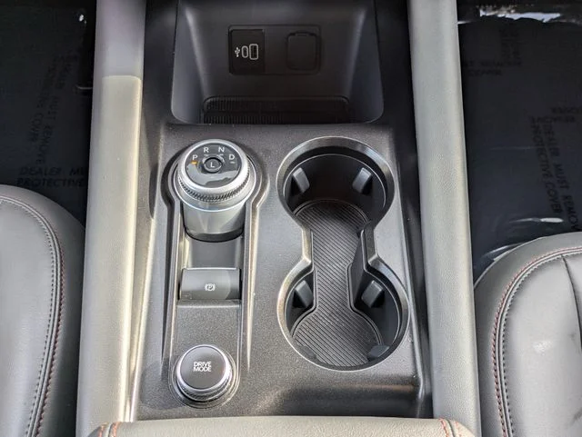 New 2026 Star White Metallic Tri-Coat Ford Active image 19
