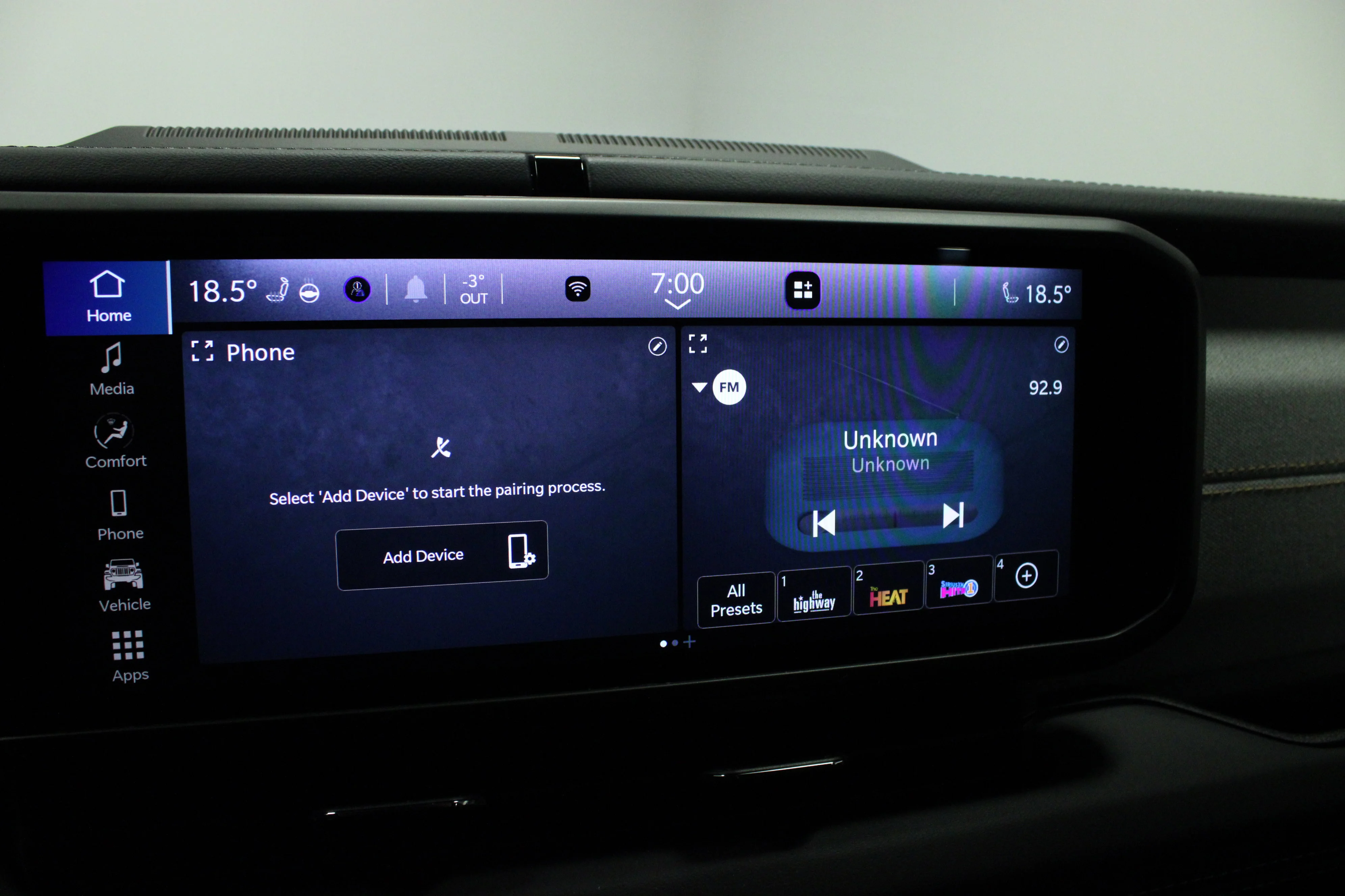 Used 2025 Black Clearcoat Jeep Sahara image 25
