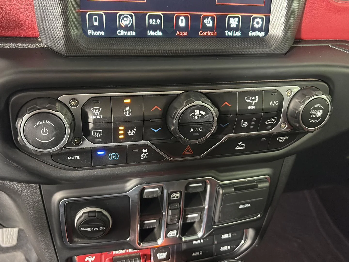 Used 2023 Granite Crystal Metallic Clearcoat Jeep Rubicon 20th Anniversary image 34