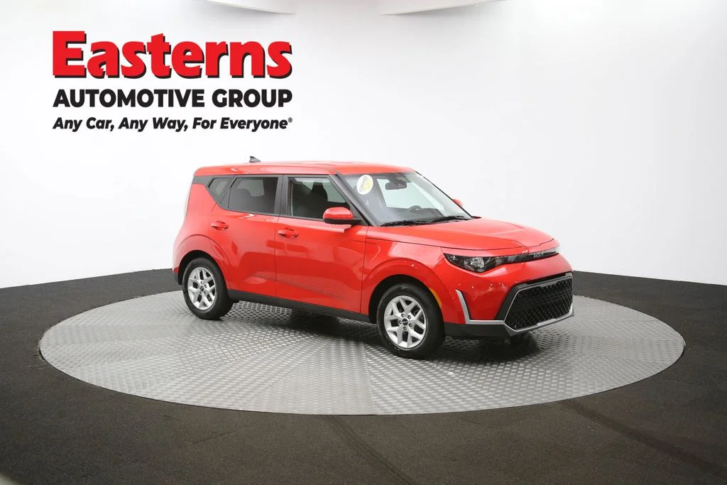 Used 2024 Red Kia LX image 44