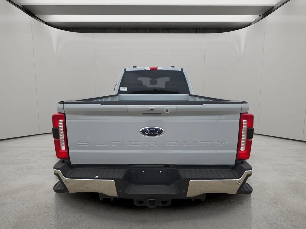 New 2026 Avalanche Ford F-250® Lariat® image 4
