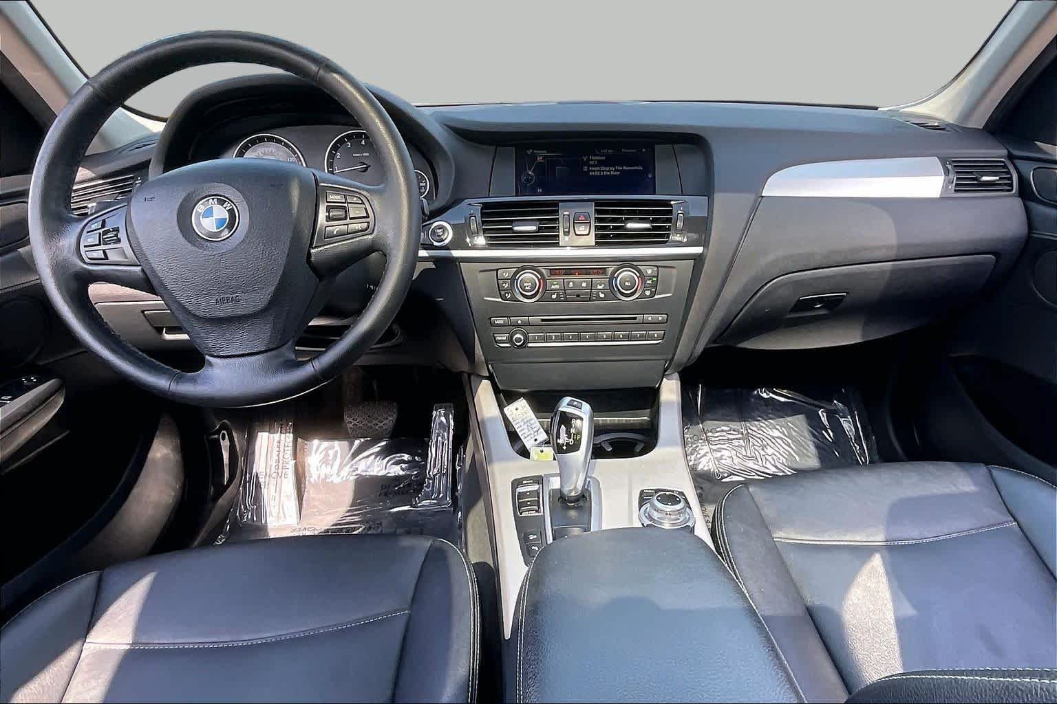 Used 2014 Black Sapphire Metallic BMW xDrive28i image 15