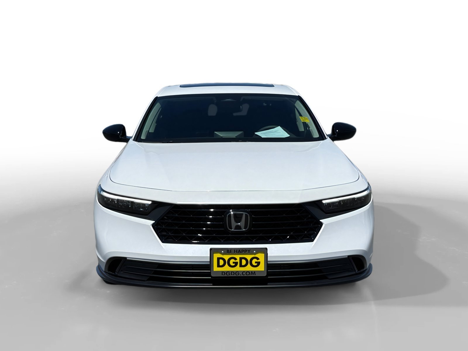 Used 2025 White Honda SE image 8