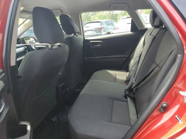 Used 2018 Red Toyota Base image 7
