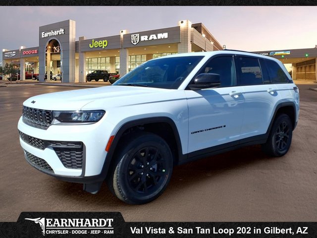 2026 Jeep Grand Cherokee Laredo Altitude