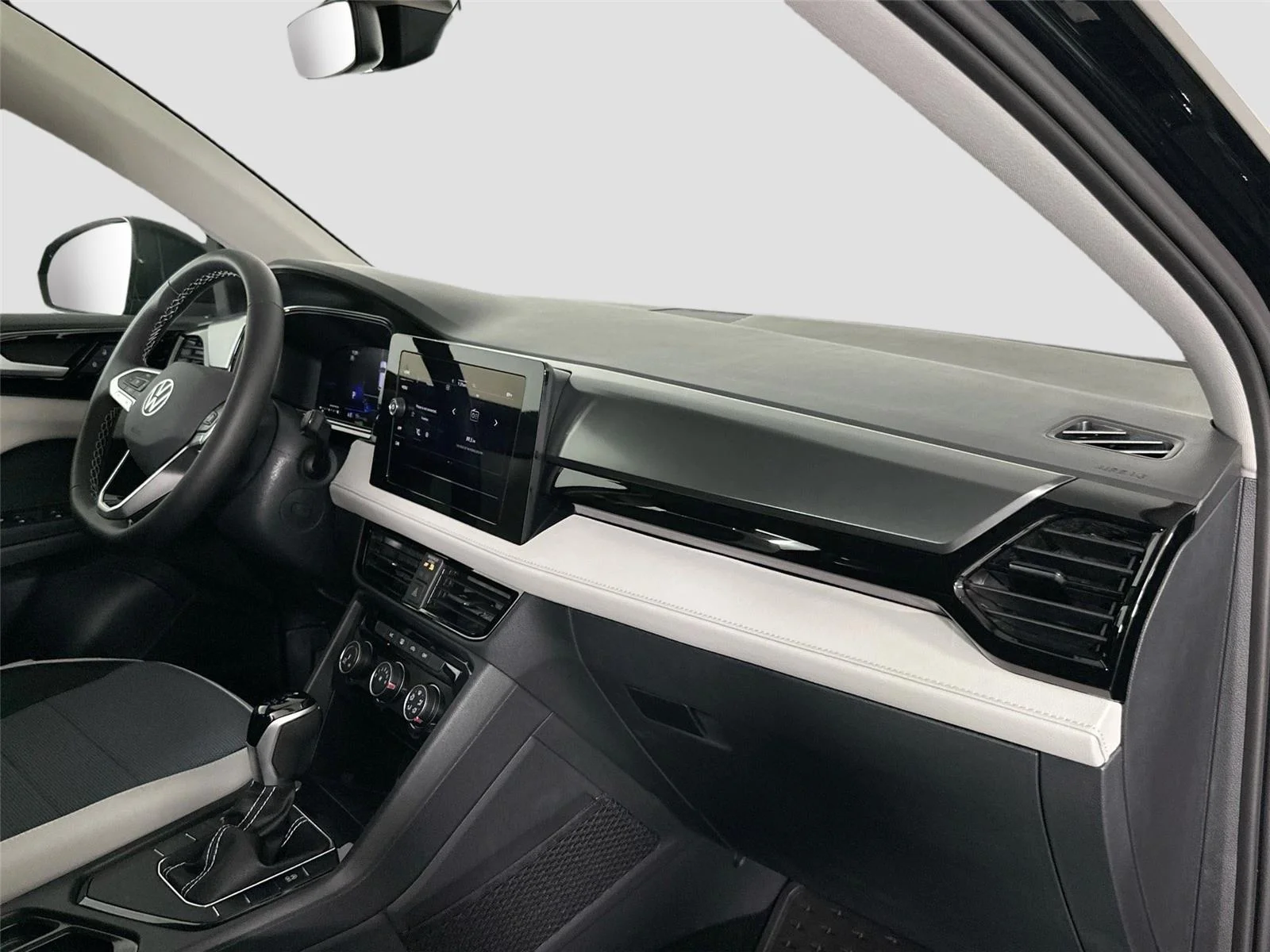 2025 Volkswagen Taos S - Photo 20