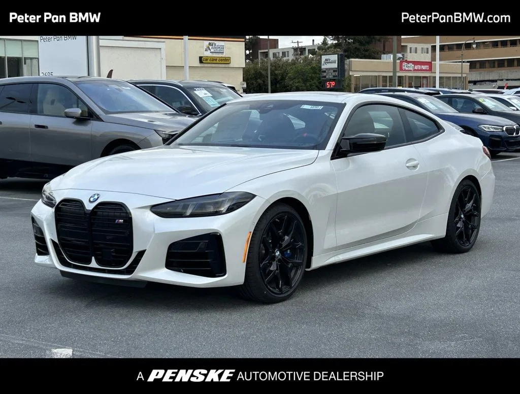 2026 BMW 4 Series M440i Coupe's photo
