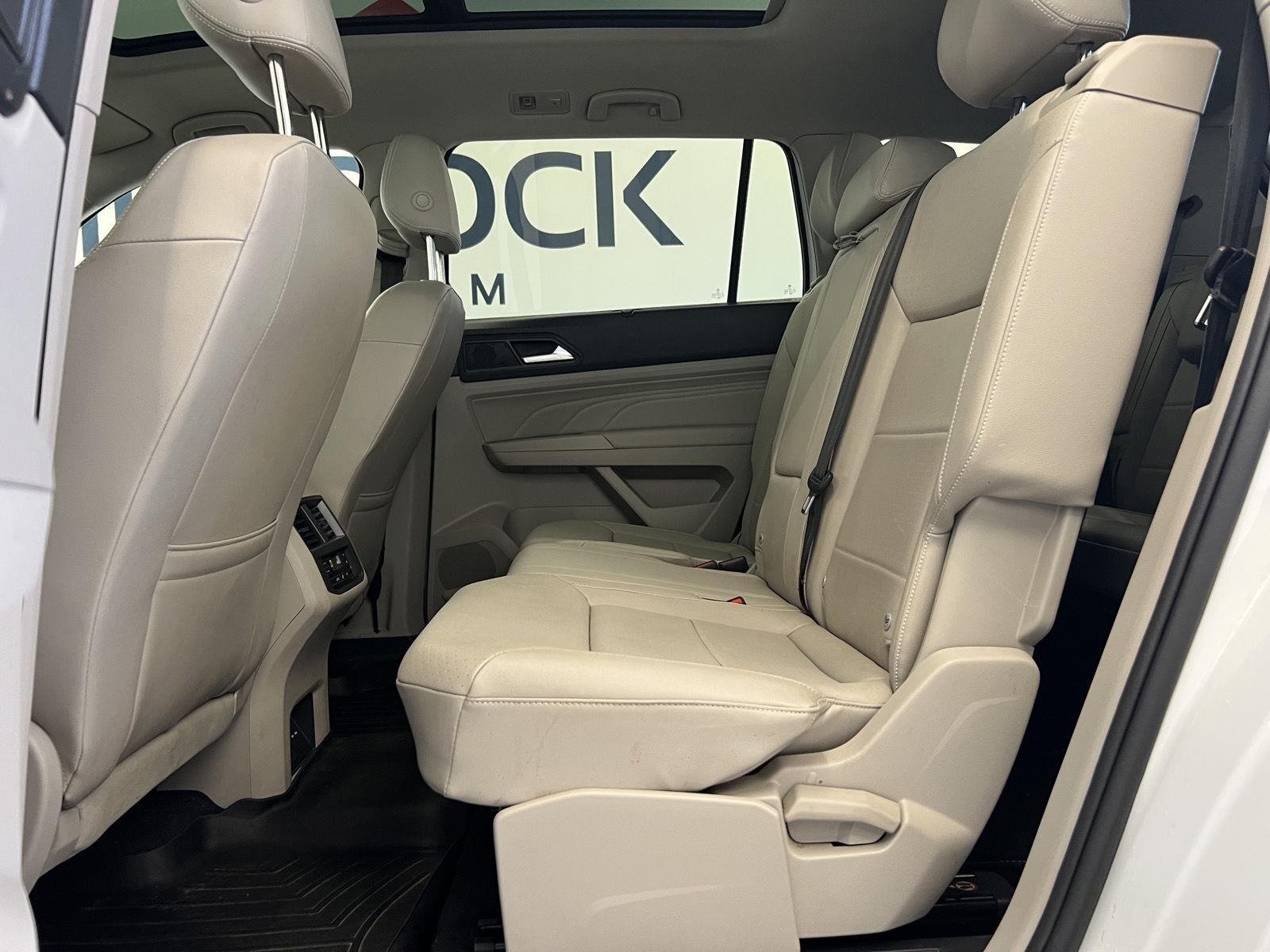 2023 Volkswagen Atlas SE w/Tech - Photo 25