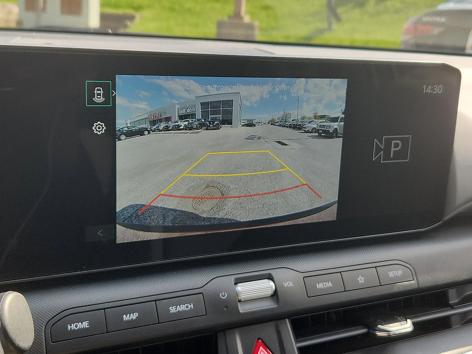 Used 2025 Red Kia LXS image 17