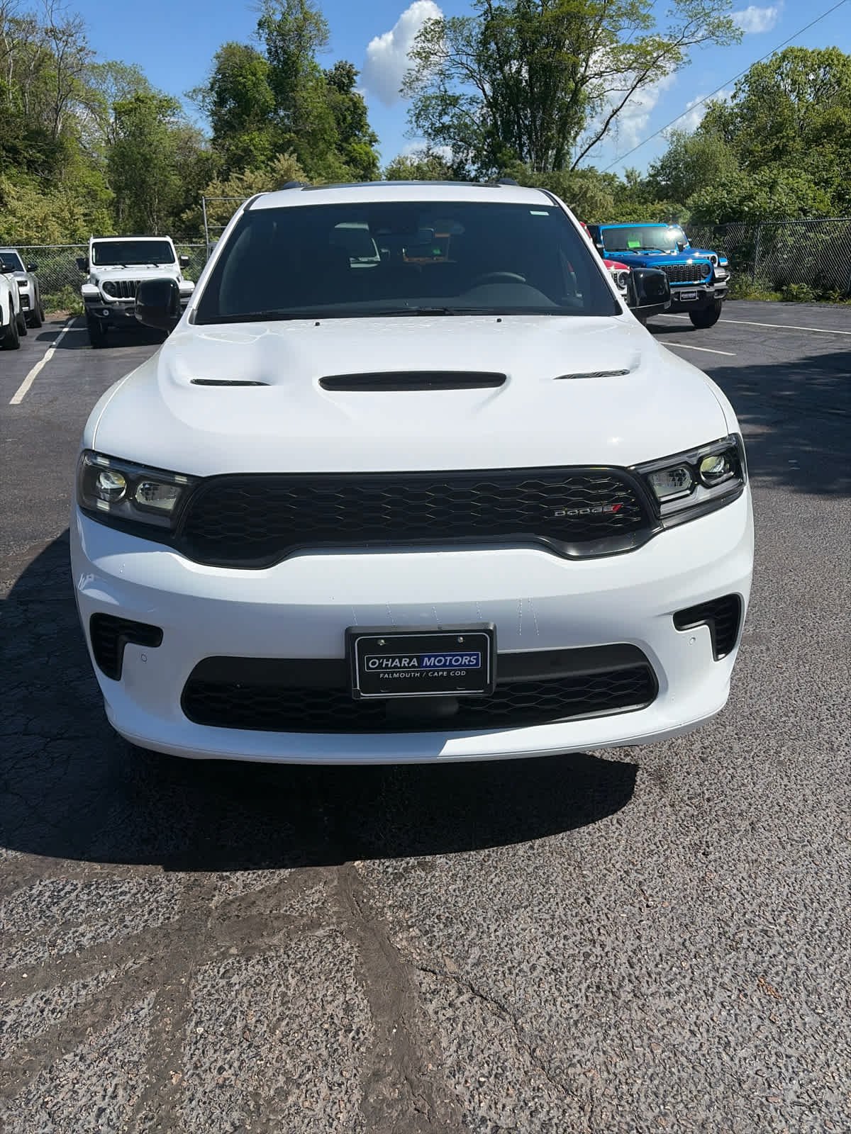 New 2026 White Knuckle Clear-Coat Exterior Paint Dodge GT Plus image 2