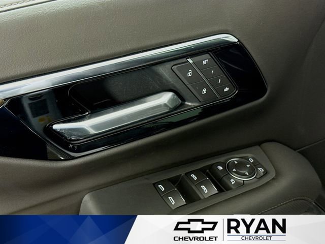 2026 Chevrolet Suburban High Country - Photo 18