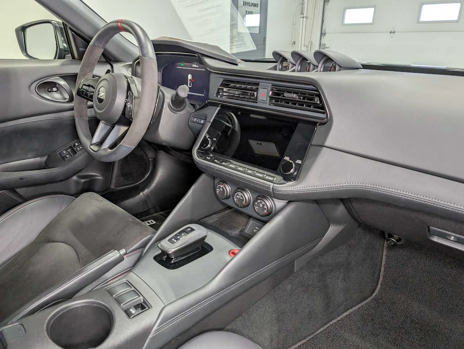 Used 2024 Black Diamond Pearl Nissan NISMO image 38