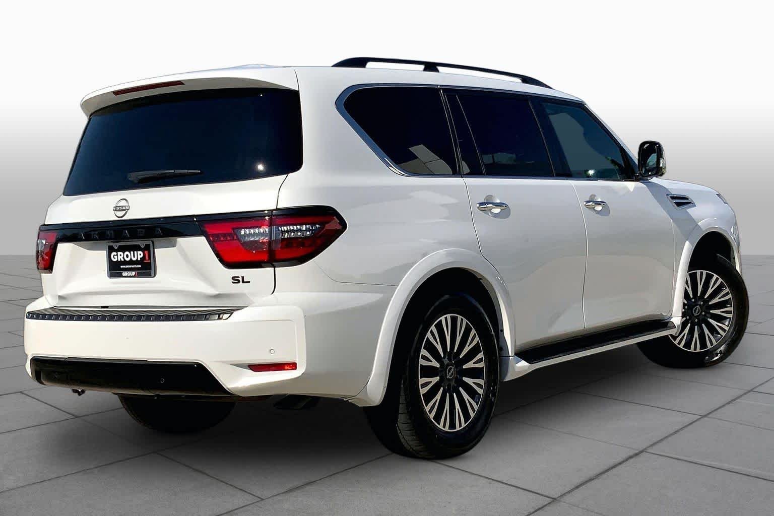 Used 2023 Aspen White Tricoat Nissan SL image 13
