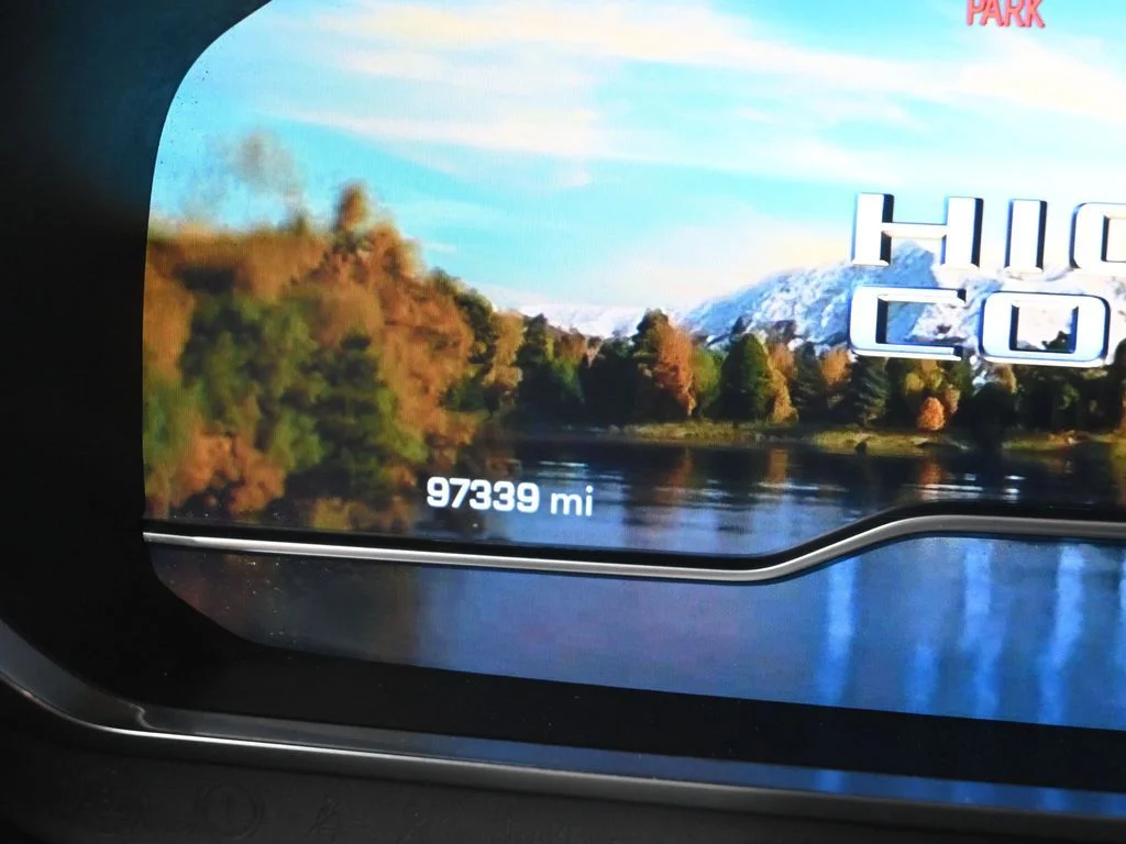 Used 2022 Beige Chevrolet High Country image 8