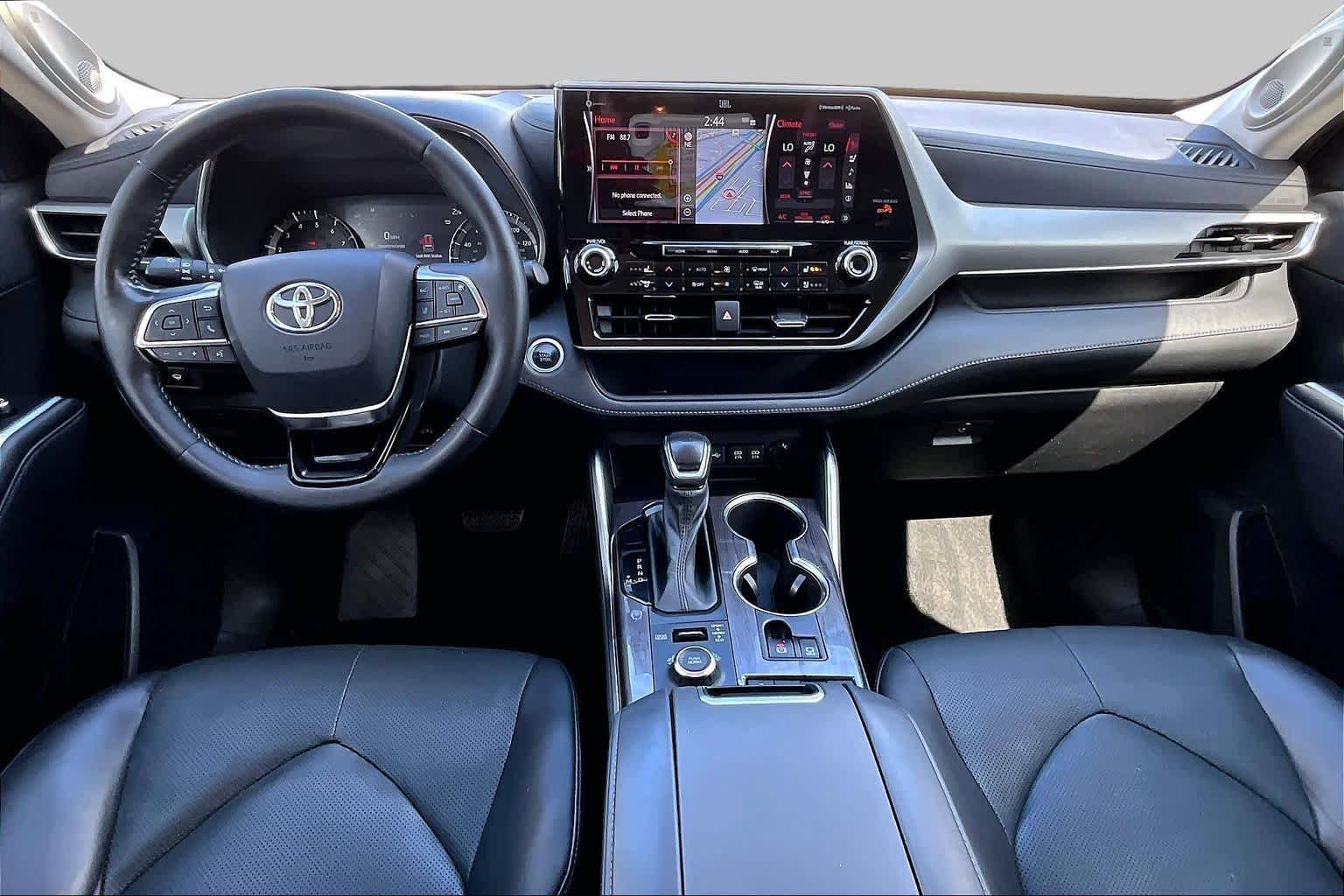 Used 2021 Celestial Silver Metallic Toyota Platinum image 16
