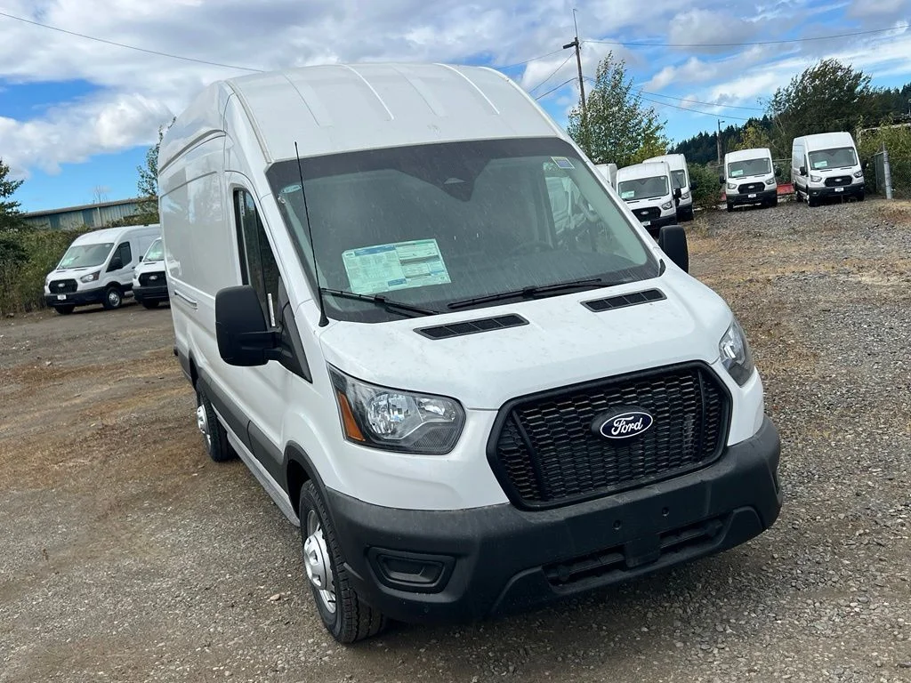 New 2026 Oxford White Ford Cargo Van image 3