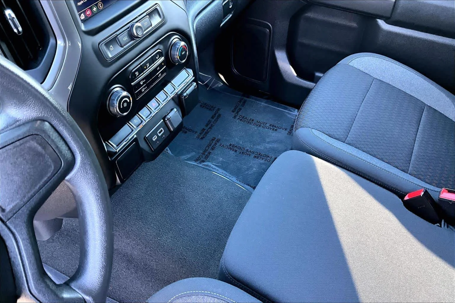 Used 2022 Black Chevrolet Custom image 17