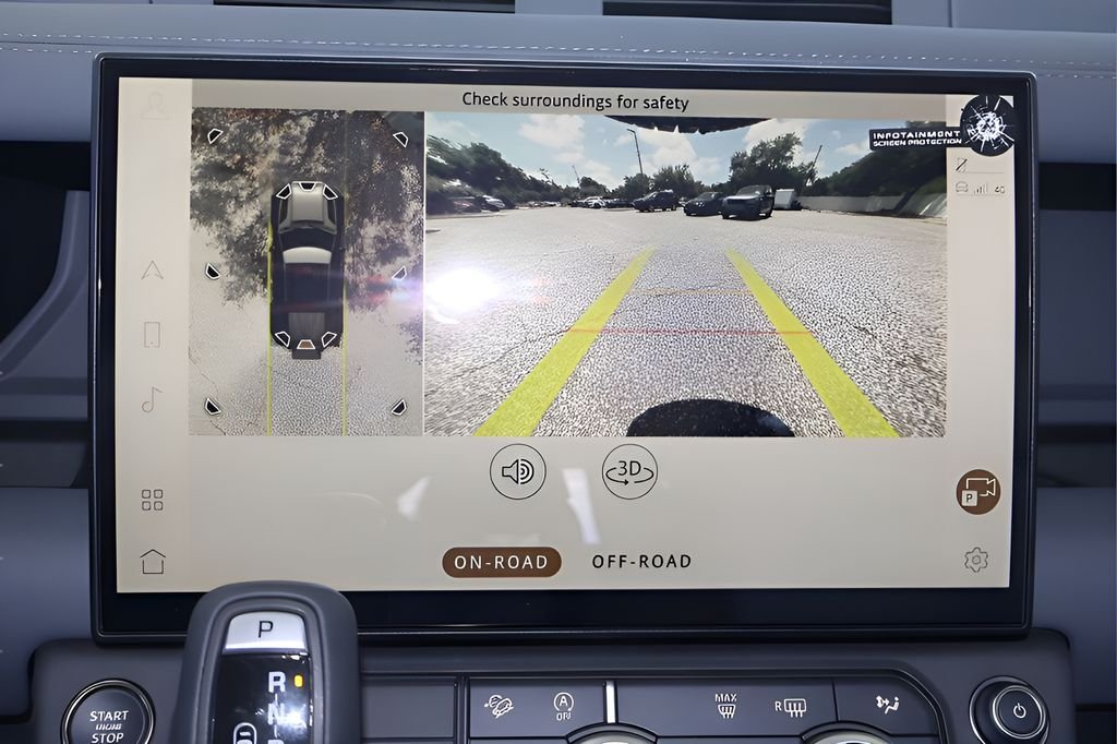 New 2026 Tasman Blue Land Rover S image 24