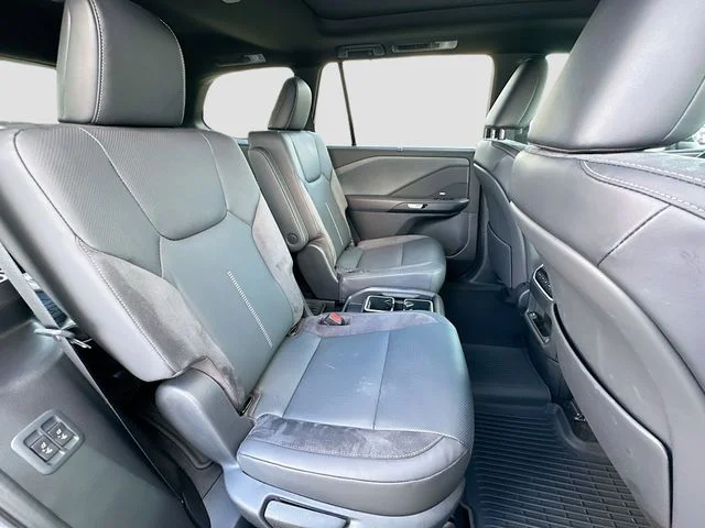 Used 2024 Silver Lexus 350 Luxury image 27