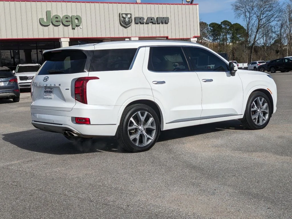 Used 2022 White Hyundai Limited AWD image 3
