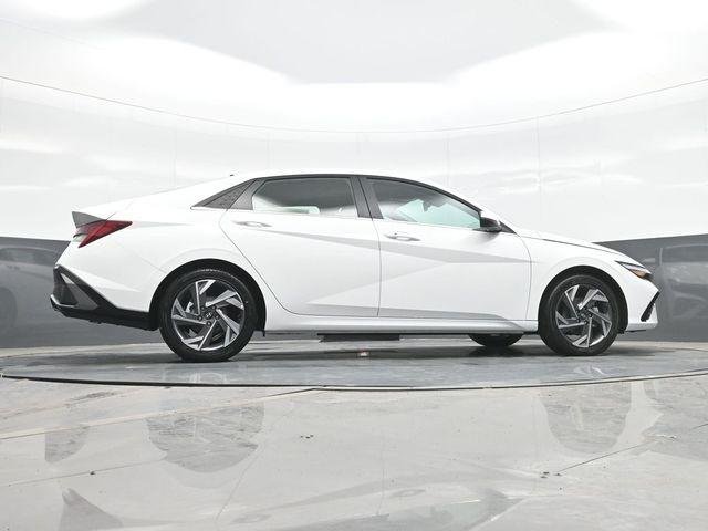 New 2026 White Hyundai Limited image 17