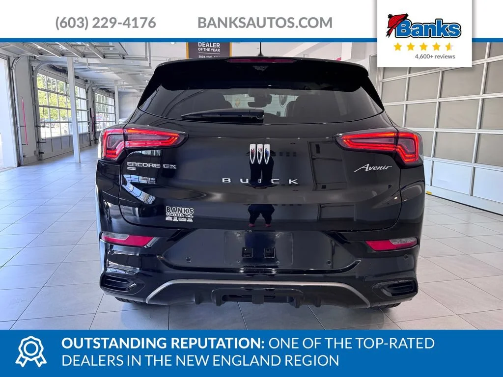 Used 2024 Ebony Twilight Metallic Buick Avenir image 7