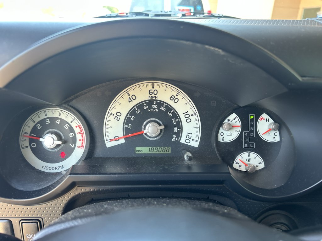 Used 2012 WHITE Toyota Base image 8