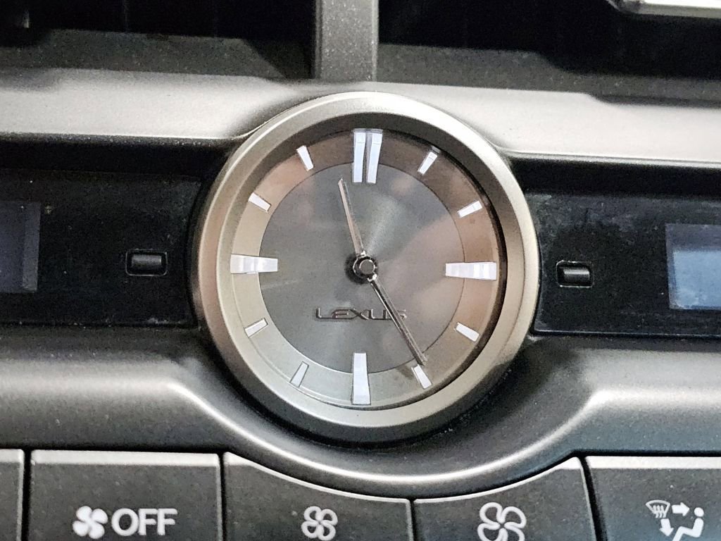 Used 2015 White Pearl Lexus 200t image 11