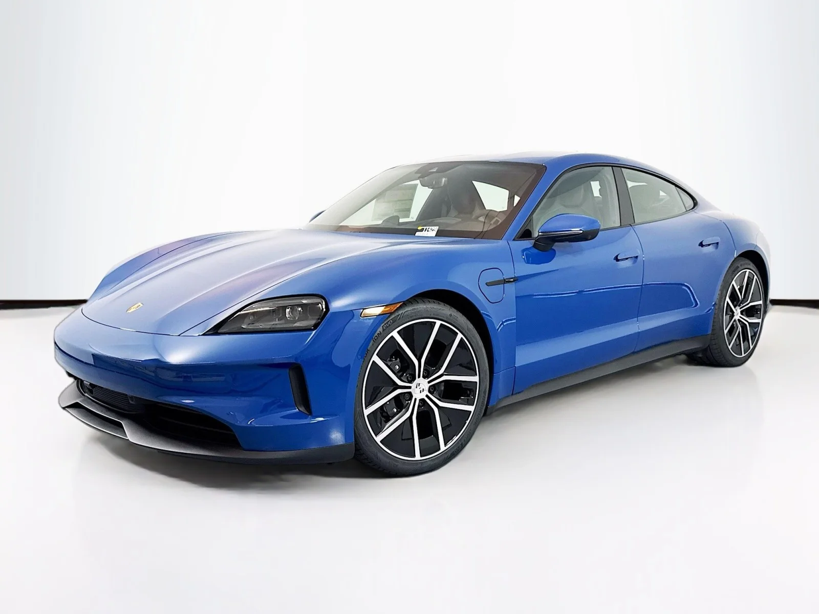 2025 Porsche Taycan