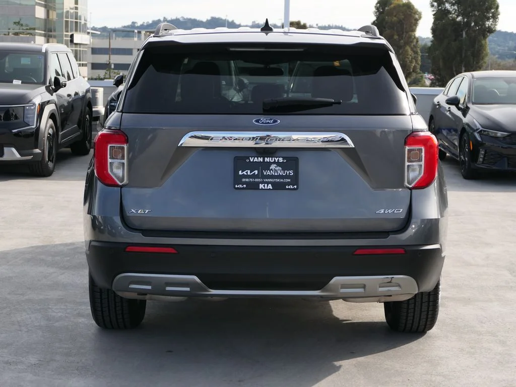 Used 2024 Carbonized Gray Ford XLT image 4