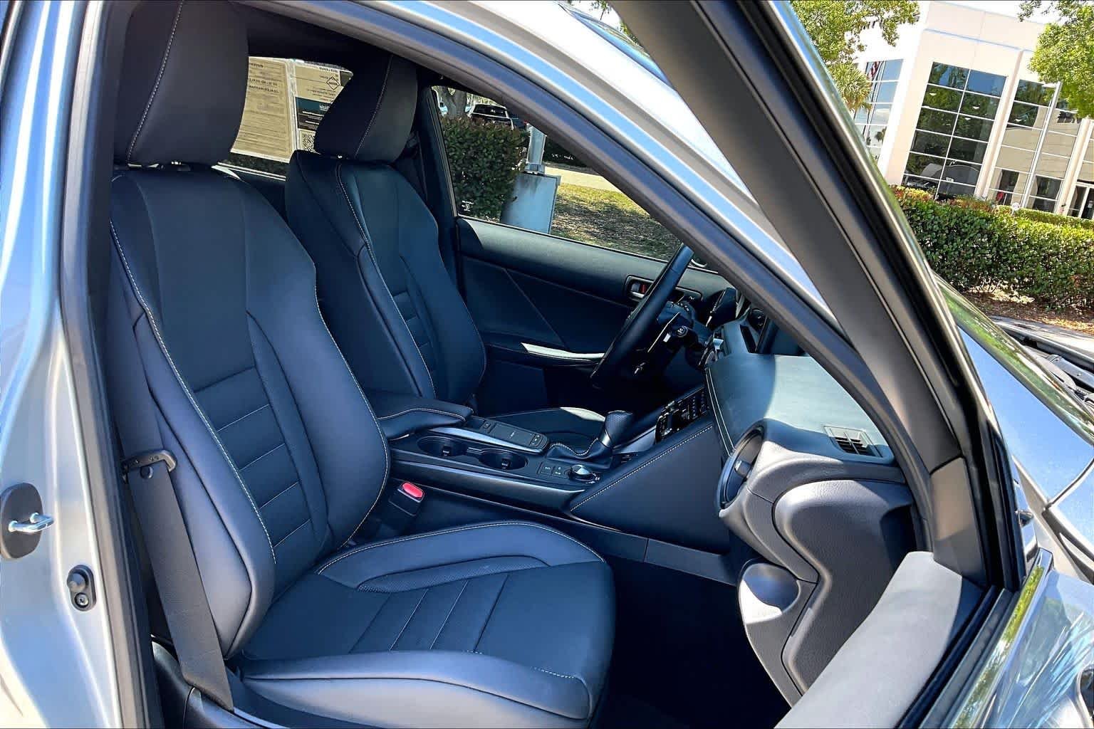 Used 2023 Iridium Lexus F SPORT image 9