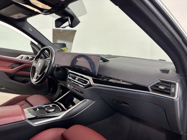 Used 2024 Green BMW xDrive40 image 22