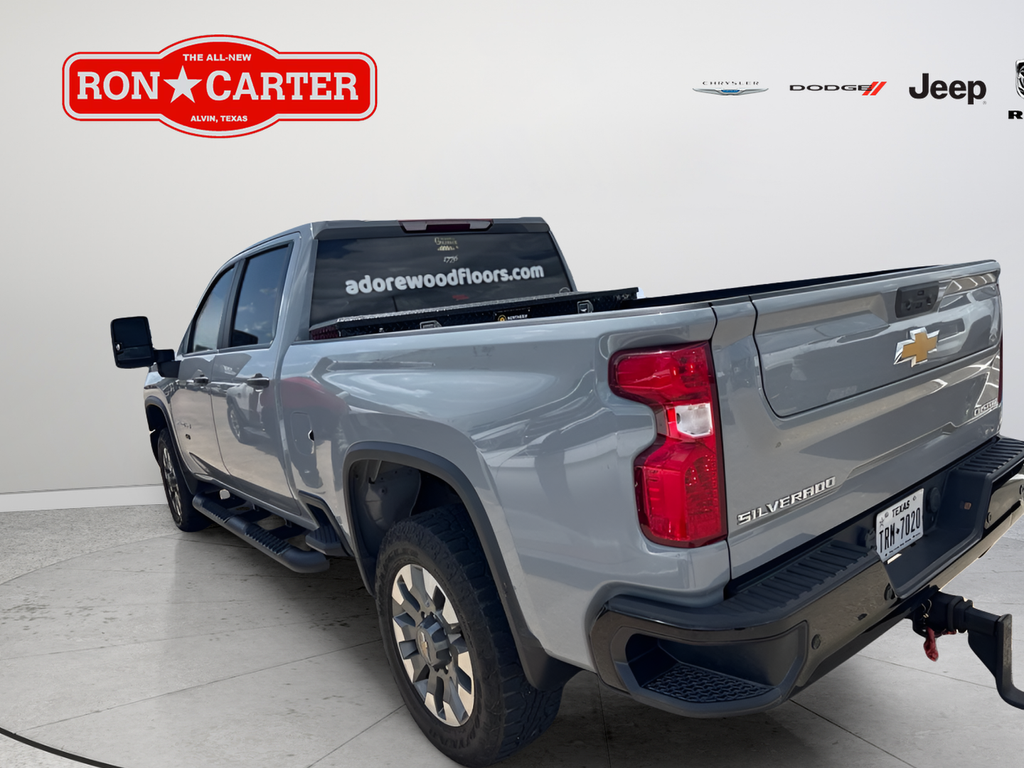 Used 2024 Gray Chevrolet Custom image 3