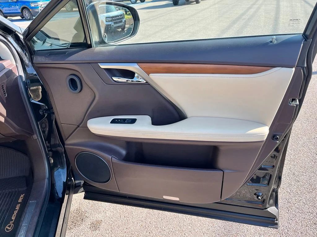 Used 2020 Black Lexus 350 image 12