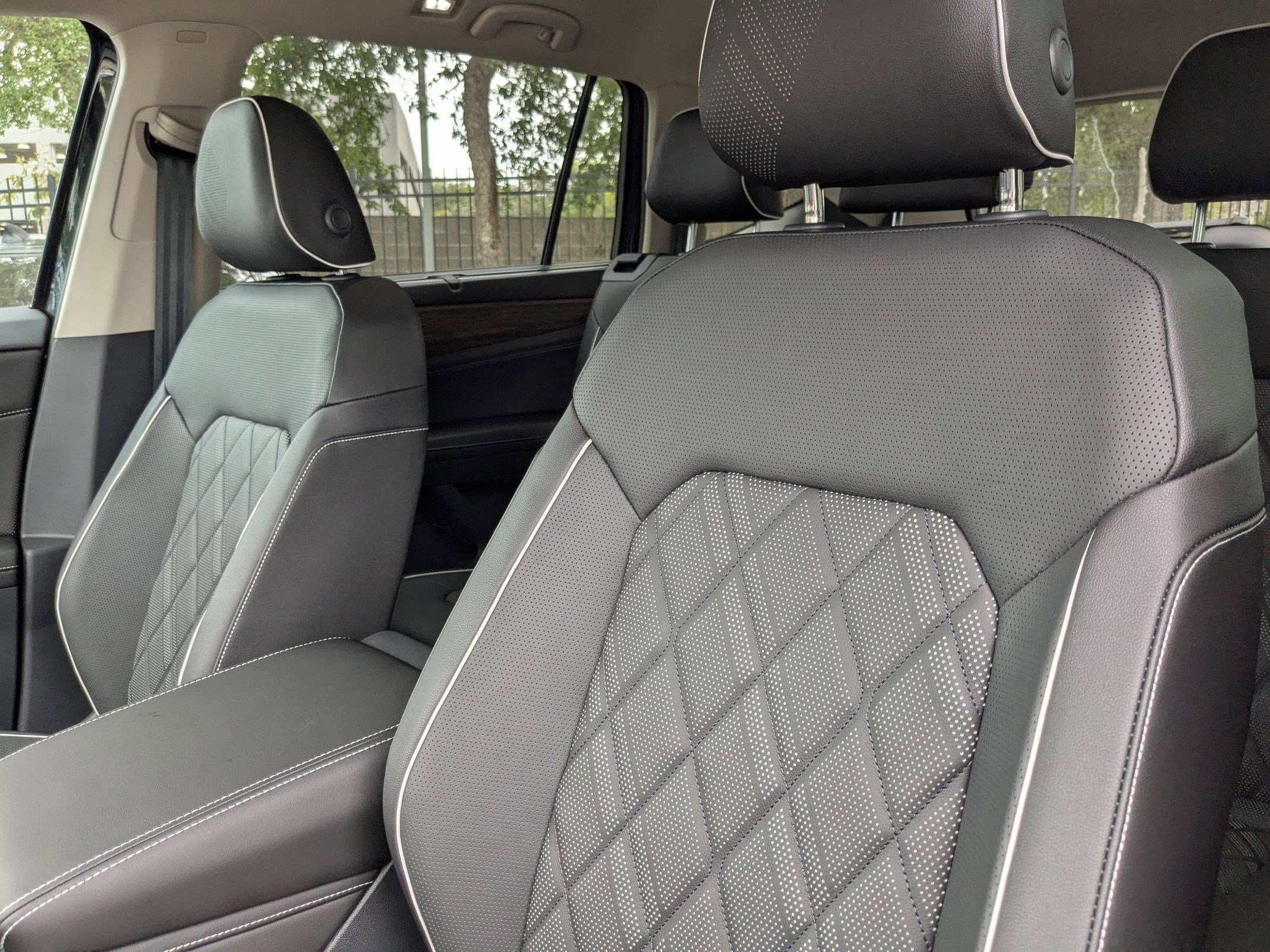 2026 Volkswagen Atlas SEL Premium R-Line - Photo 8