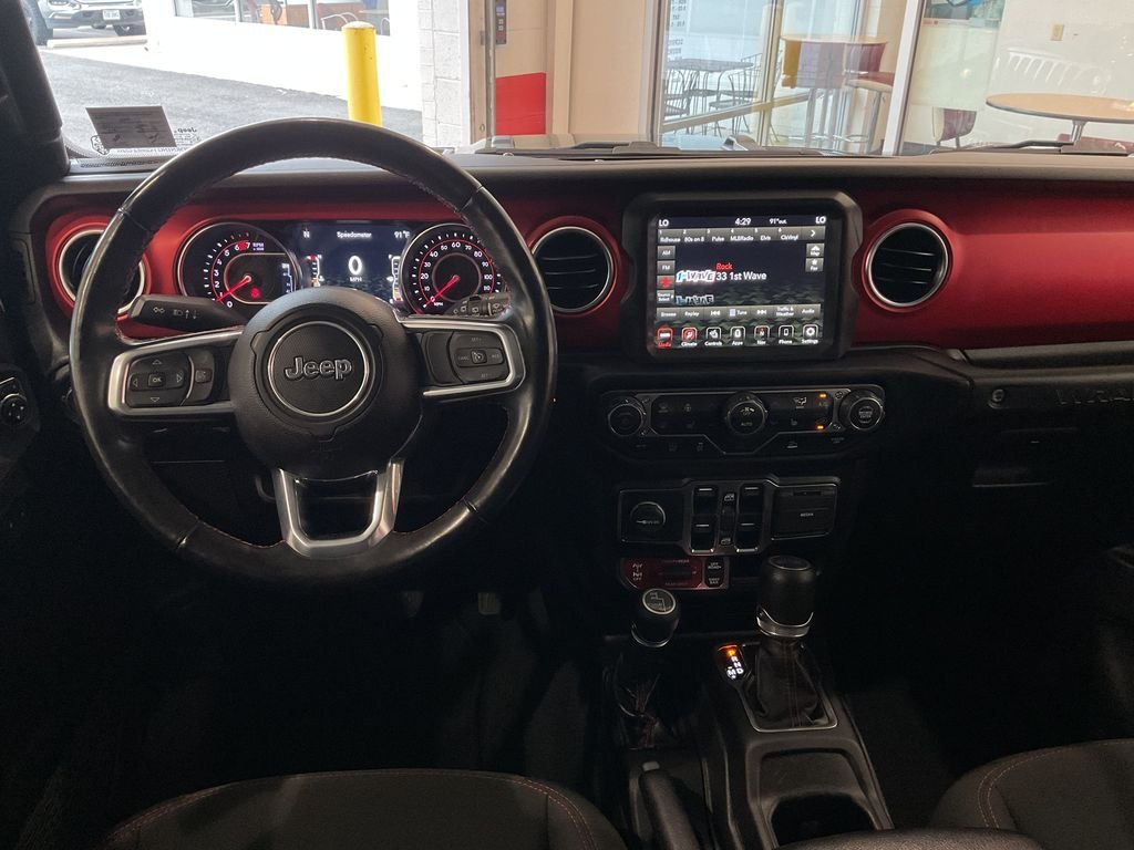 Used 2022 Black Jeep Unlimited Rubicon image 32