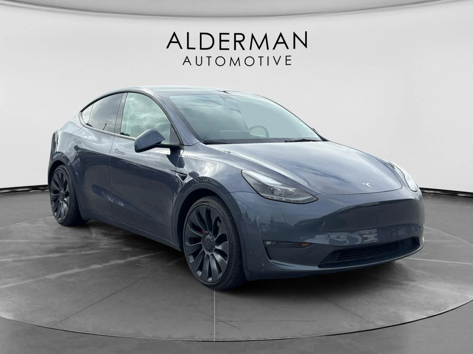Used 2023  Tesla Performance image 7