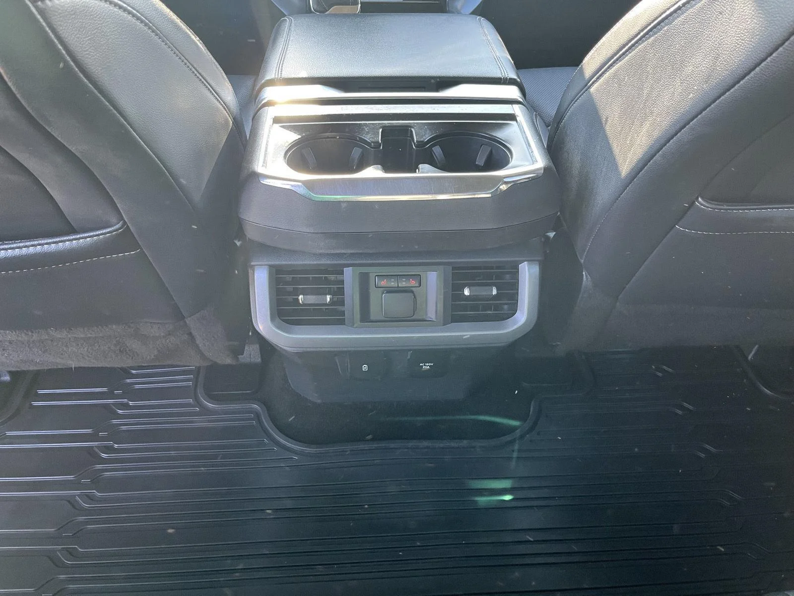 2021 Ford F-150 Lariat - Photo 11