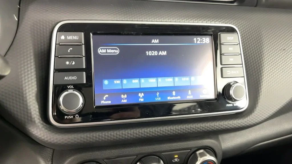 2025 Nissan KICKS PLAY Base - Photo 19