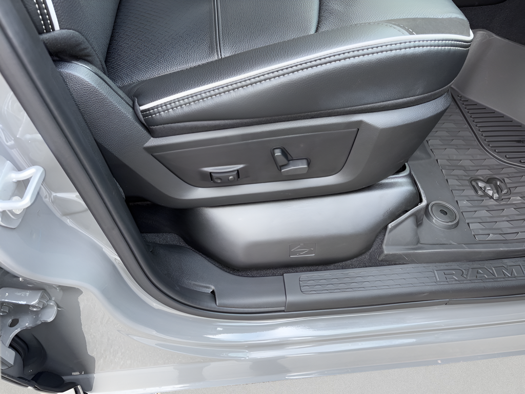 New 2026 Ceramic Gray Clear-Coat Exterior Paint RAM Laramie image 56