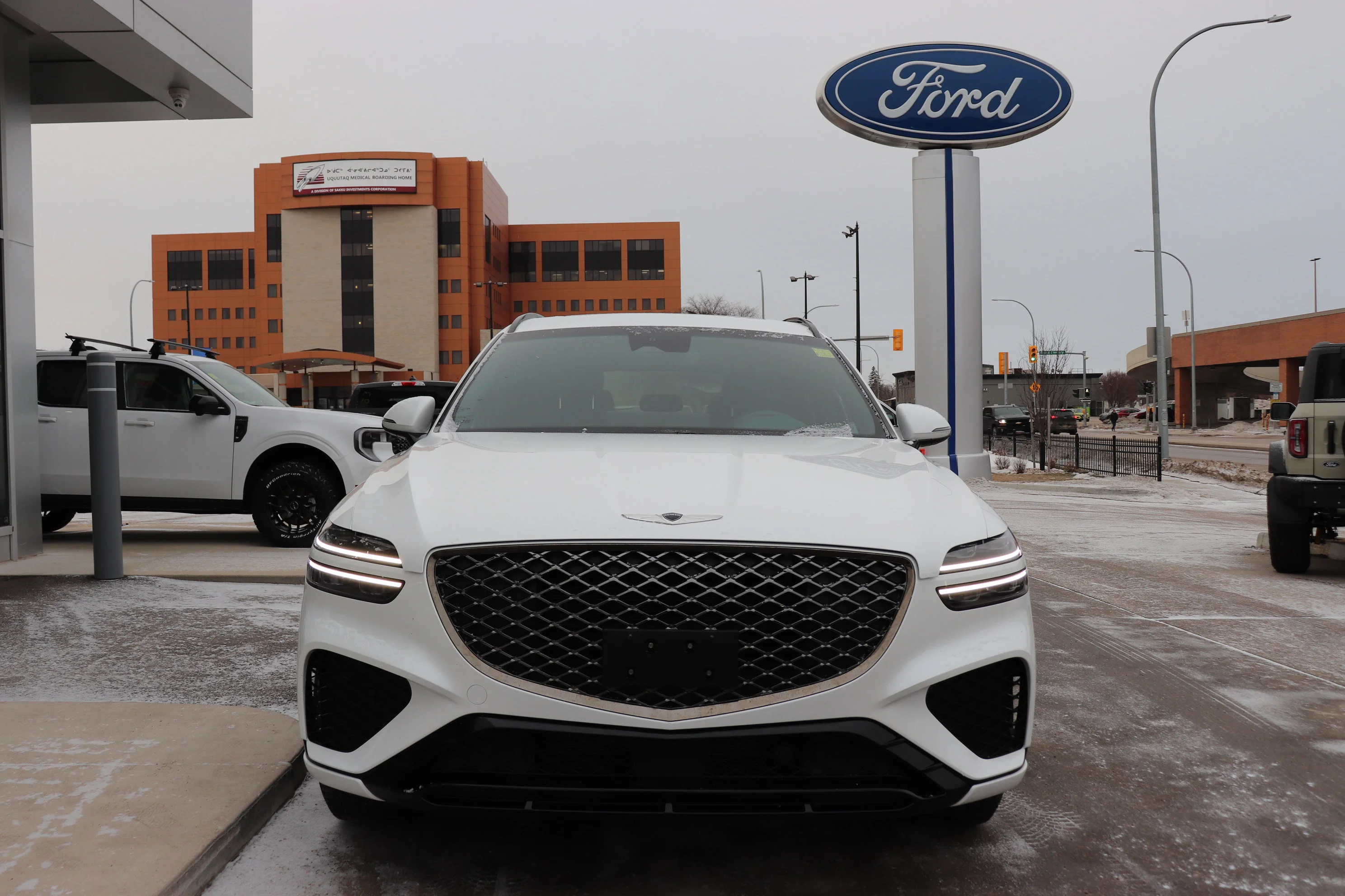 Used 2023 White Genesis 3.5T Sport image 2