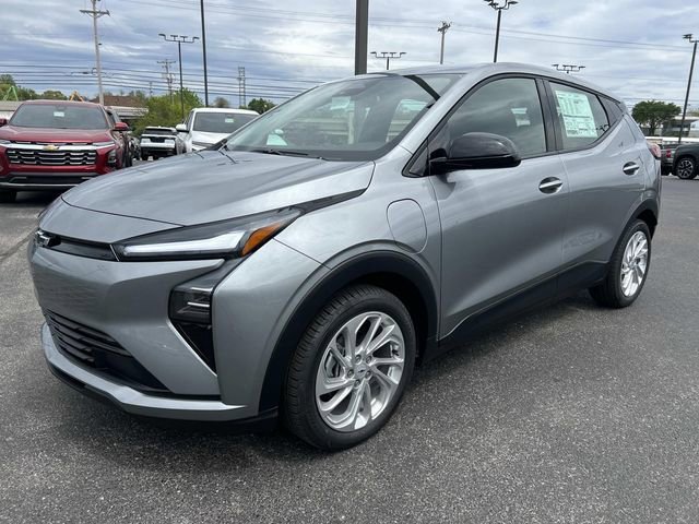 New 2027 Sterling Grey Metallic Chevrolet LT image 8