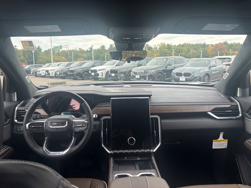 2027 GMC Acadia Denali Ultimate - Photo 9