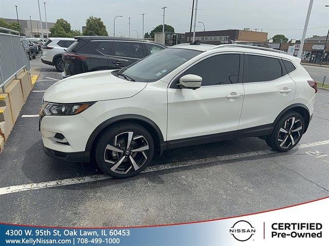2022 Nissan Rogue Sport SL AWD's photo