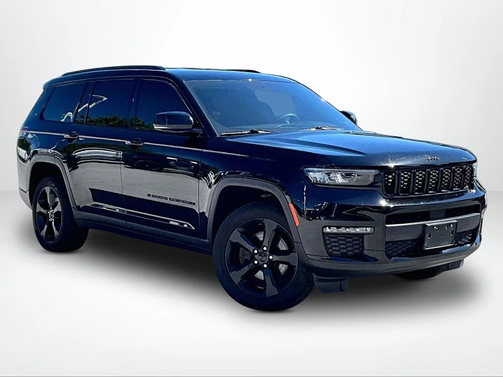 Used 2023 Black Jeep Limited image 13