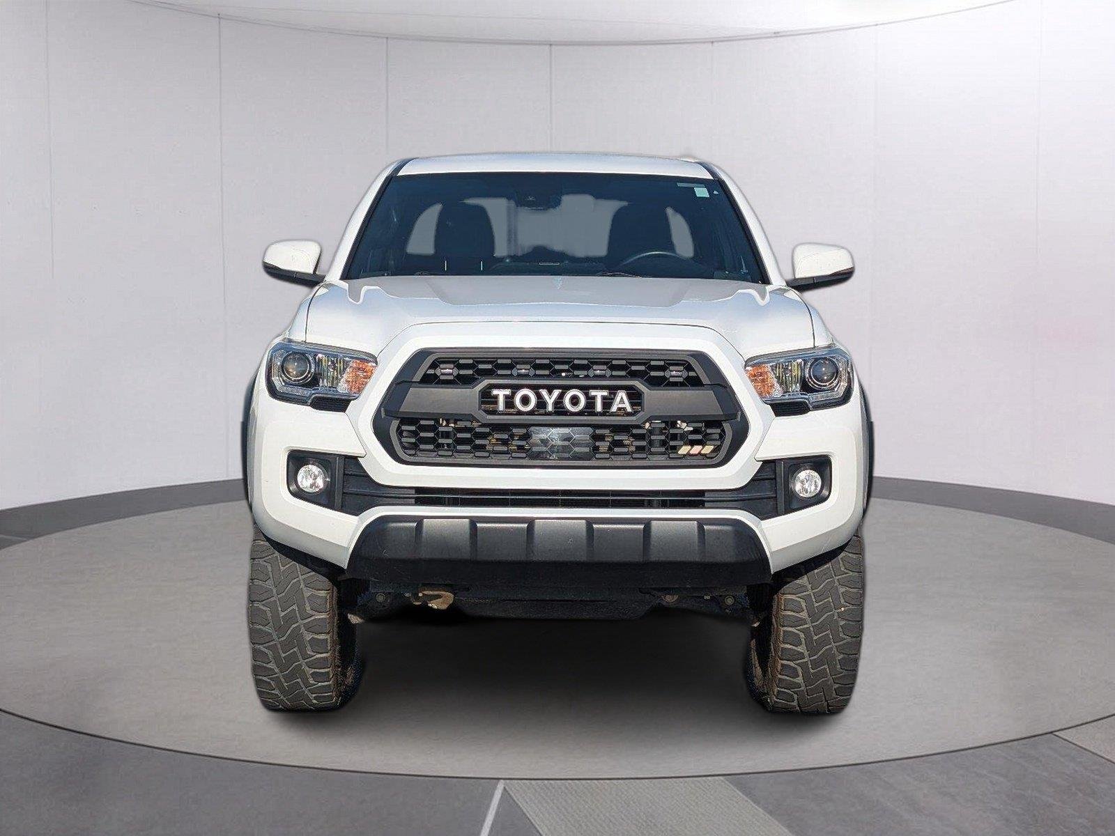 Used 2019 Super White Toyota TRD Off-Road image 8