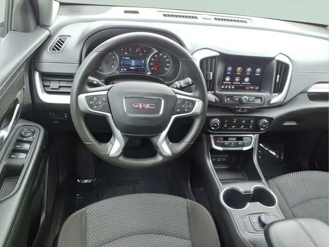 Used 2024 Summit White GMC SLE image 4