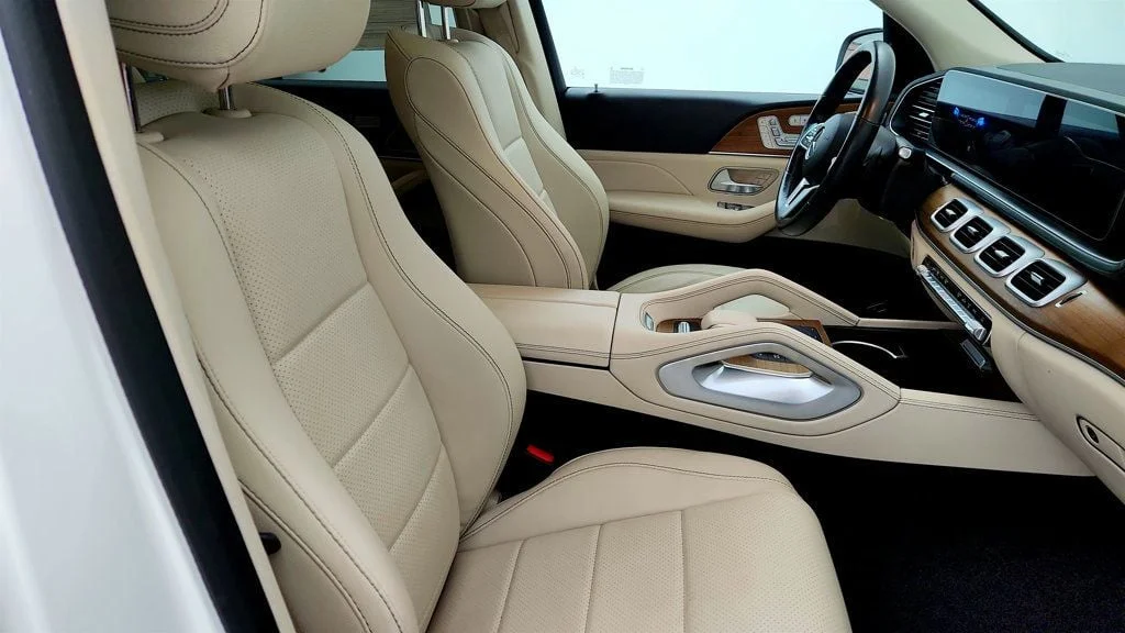 Used 2022 Polar White Mercedes-Benz GLS 450 4MATIC® SUV w/ Warmth & Comfort Pkg & Panorama Roof image 25